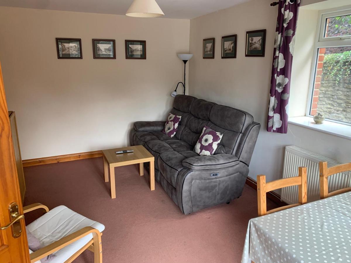 Mallows Annexe Yetminster Exterior photo